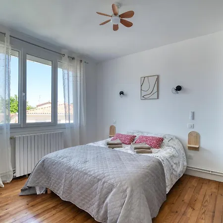 La Catalane House T4 Garden Parking Tatil Evi