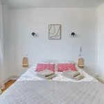 La Catalane House T4 Garden Parking