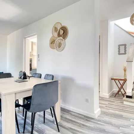 Дом отдыха La Catalane House T4 Garden Parking Памье