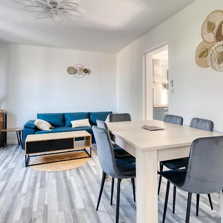 Дом отдыха La Catalane House T4 Garden Parking