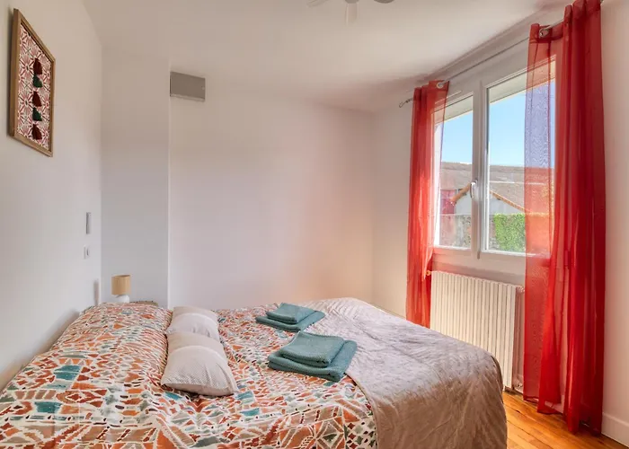 La Catalane House T4 Garden Parking